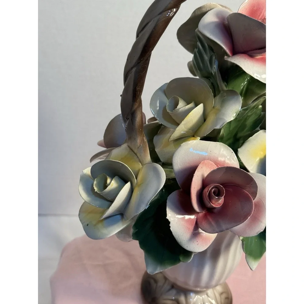 Large 12x10 Capodimonte‎ Roses Basket Italy Porcelain Vintage